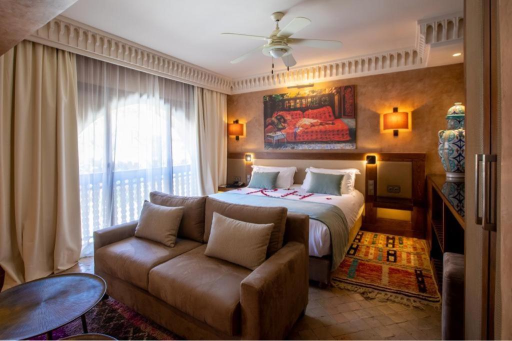레 자르댕 드 라 쿠투비아 마라케시 외부 사진 A room at the hotel