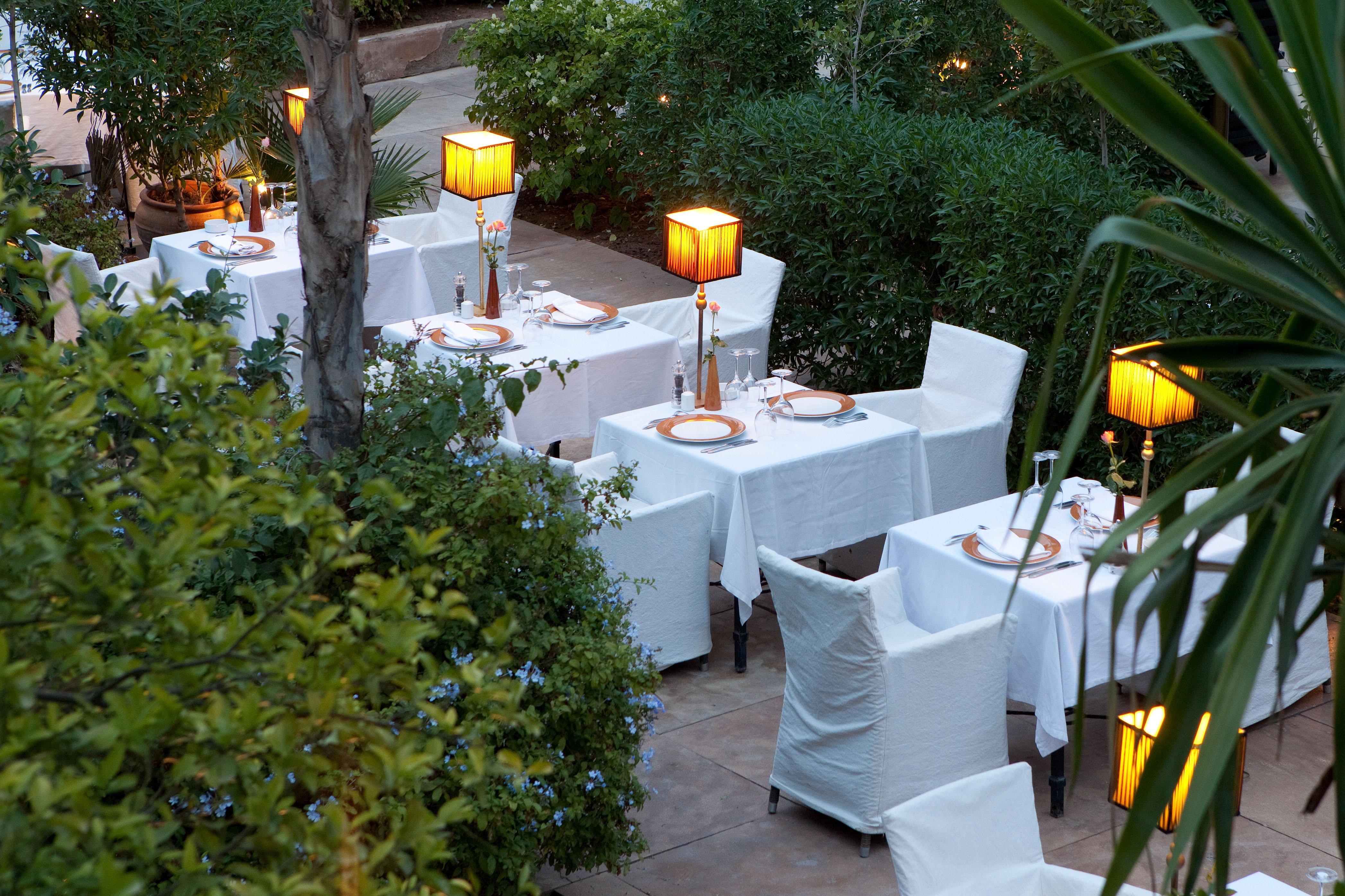 레 자르댕 드 라 쿠투비아 마라케시 외부 사진 The restaurant at the Mandarin Oriental, Marrakech